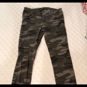 EXPRESS Camo ankle skinny jeans